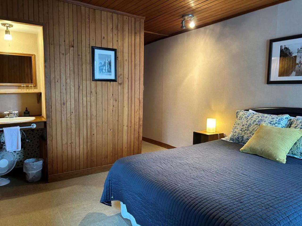 Auberge Les Sources 라말베 외부 사진